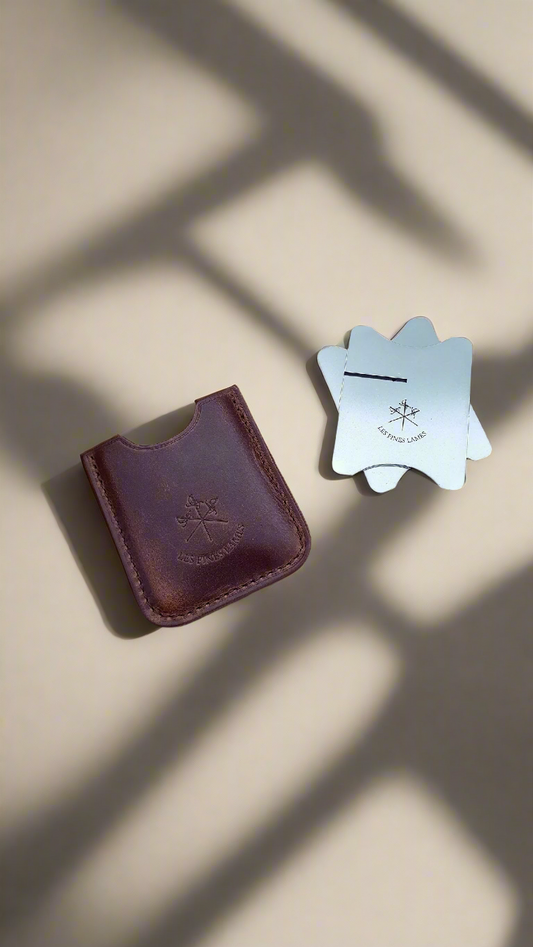 Les Fines Lames Cigar Holder