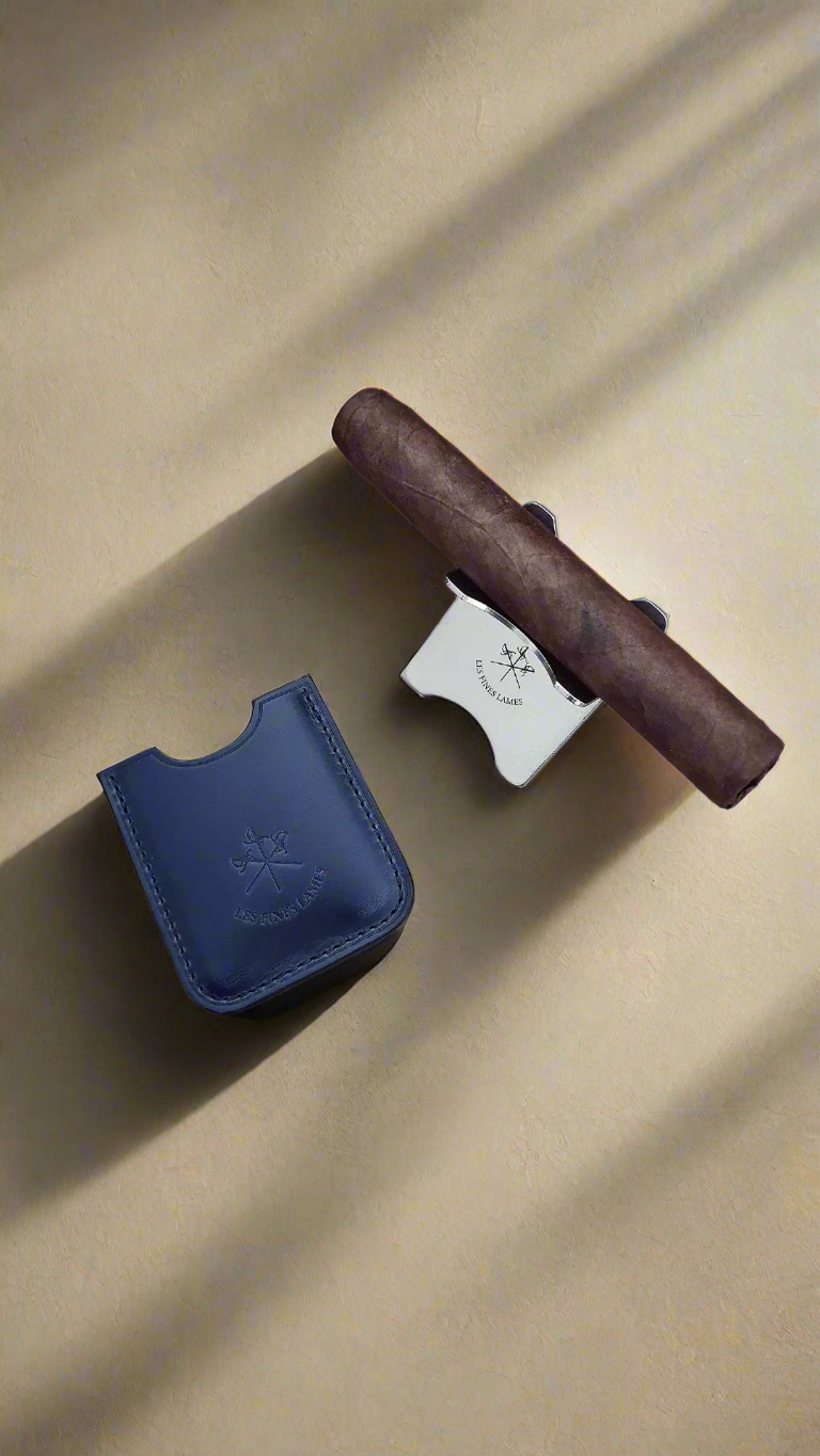 Les Fines Lames Cigar Holder